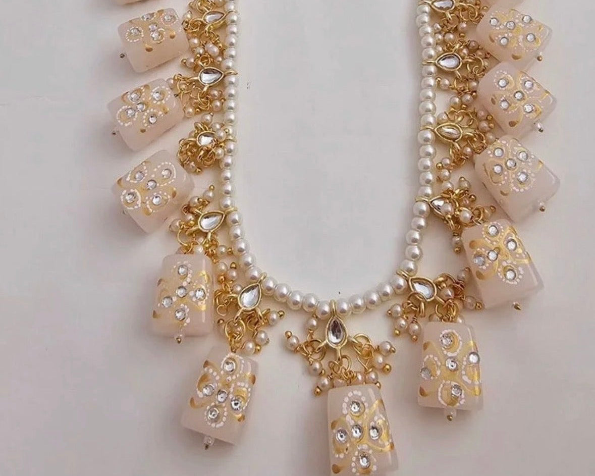 Ivory Noor Pearl Necklace Set