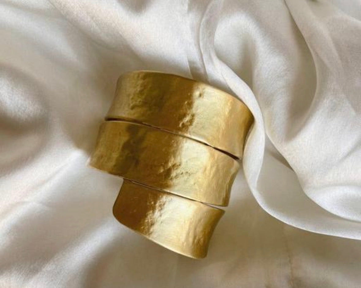 Svara cuff