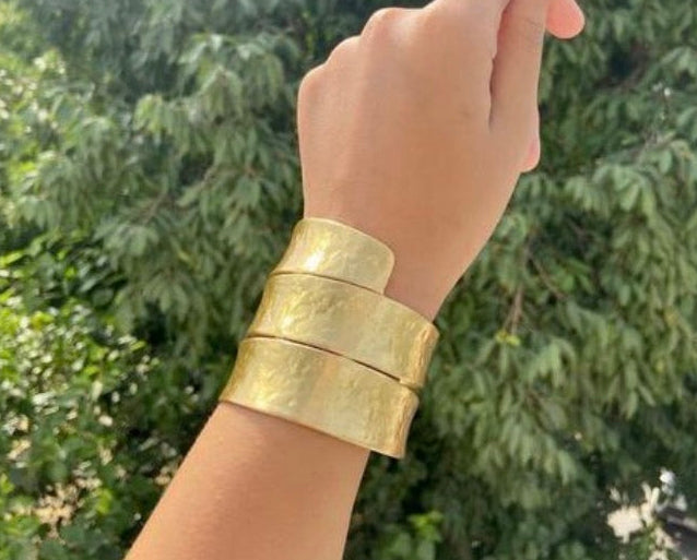 Svara cuff
