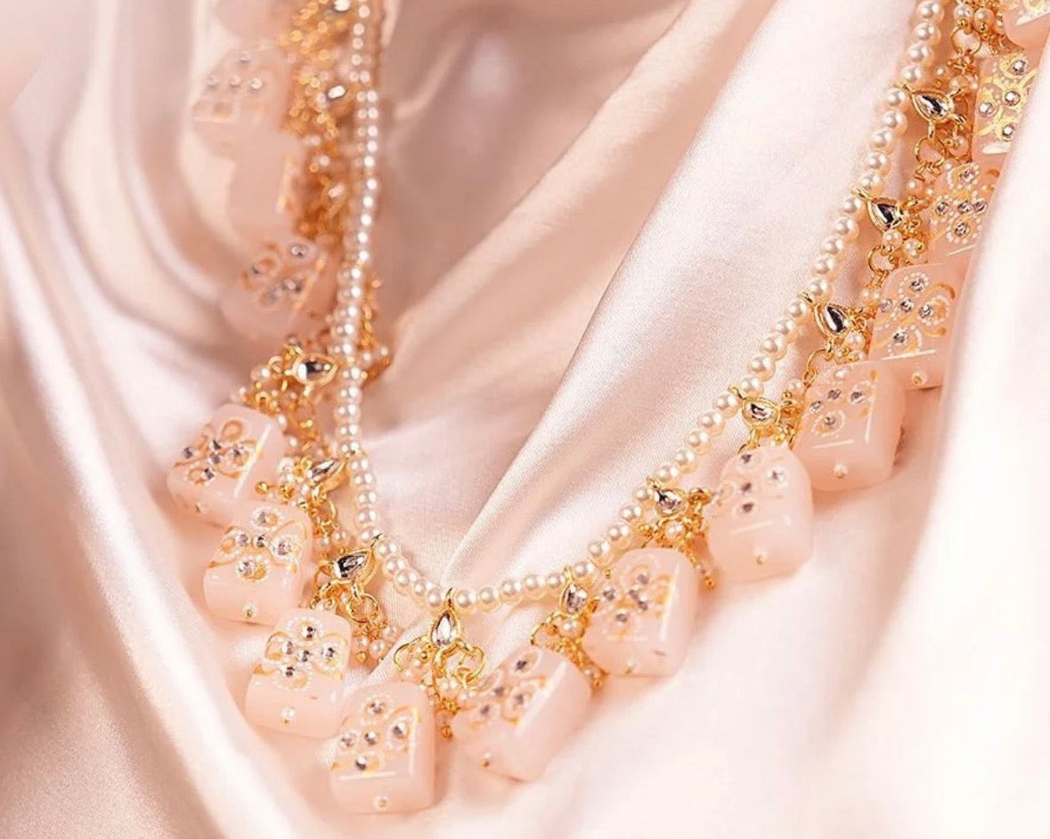 Ivory Noor Pearl Necklace Set