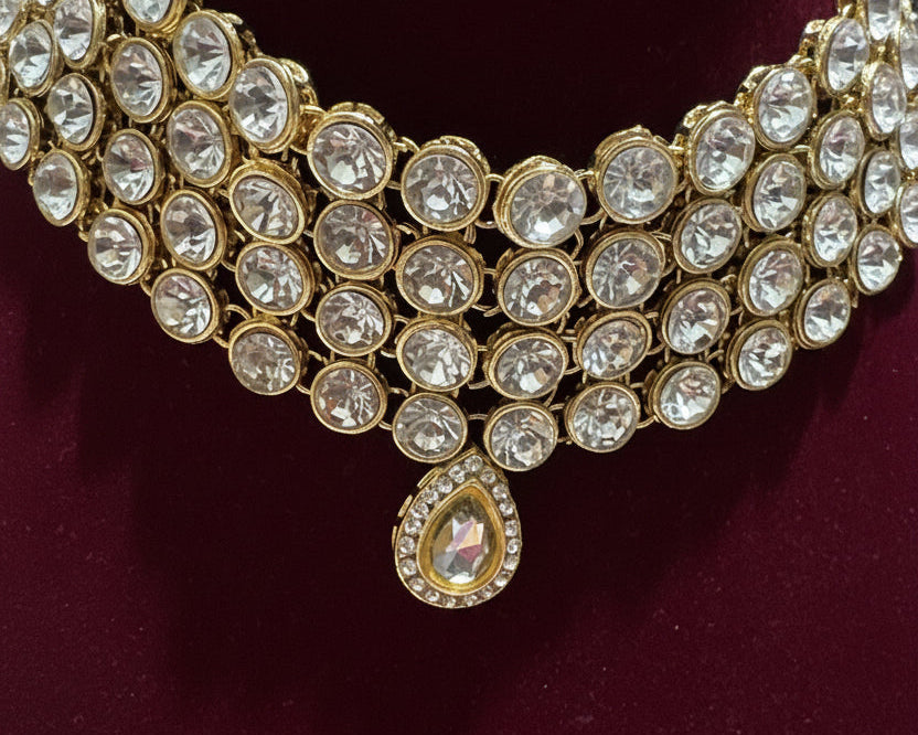 Noor Royale Crystal Choker