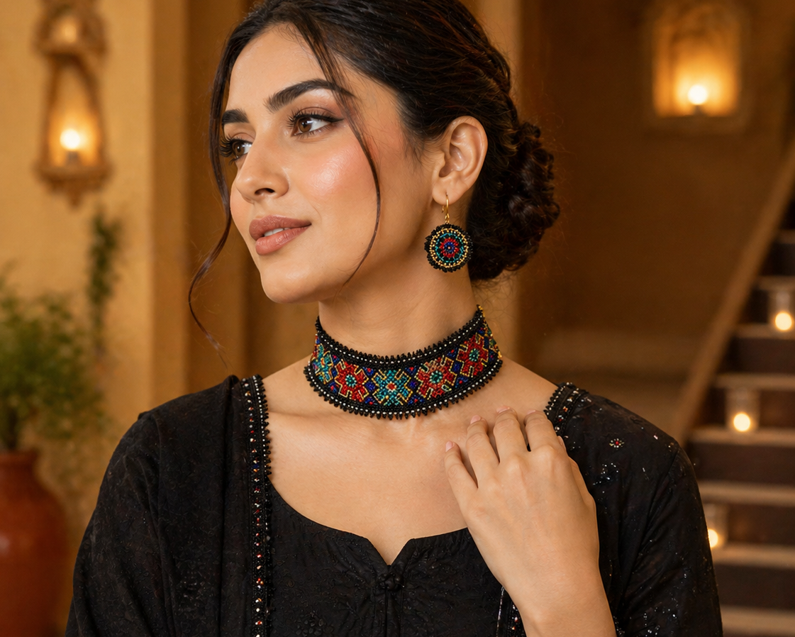 Rangrez Mosaic Choker
